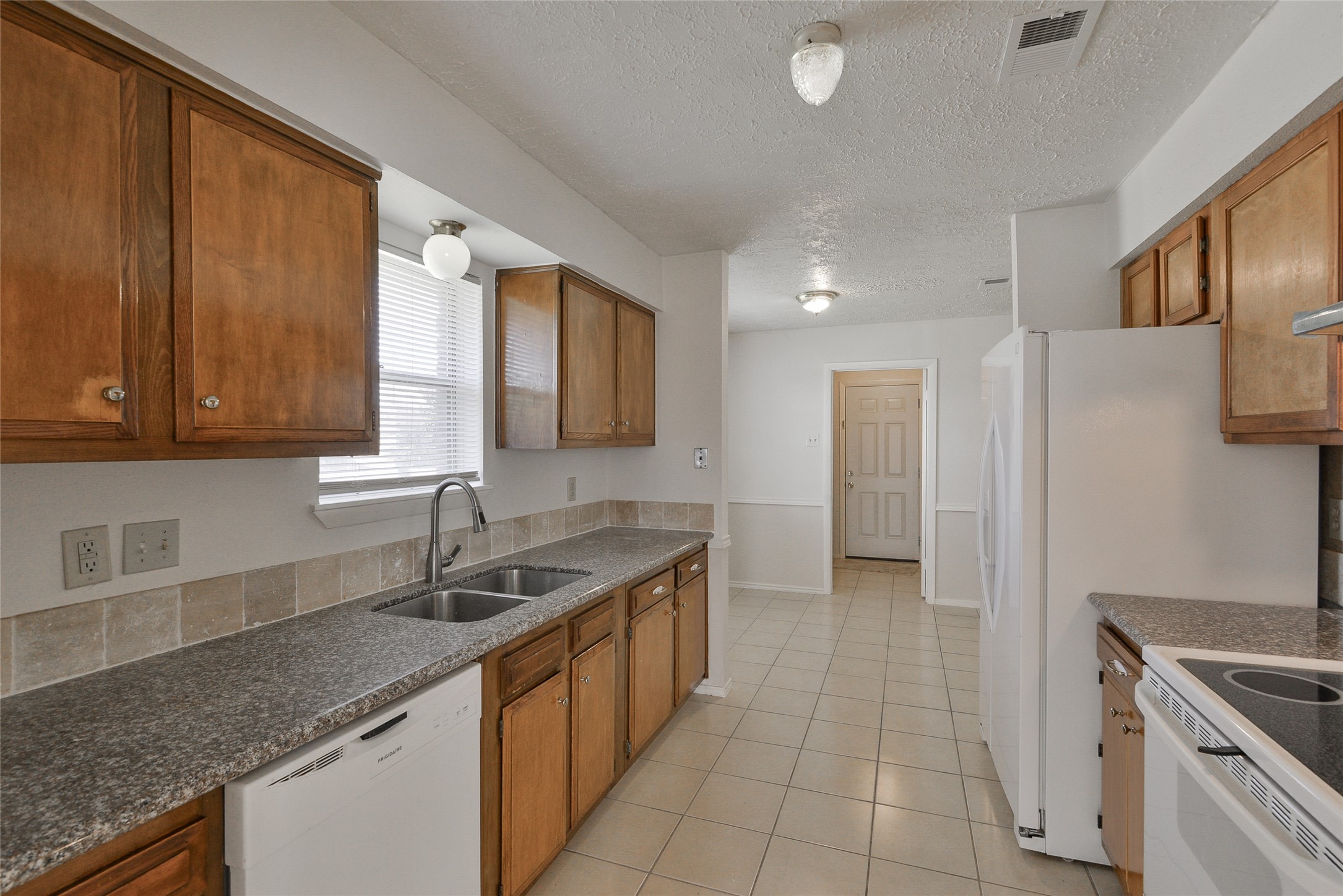 4203 Sloangate Drive Spring, TX 77373 - Photo 8 of 26