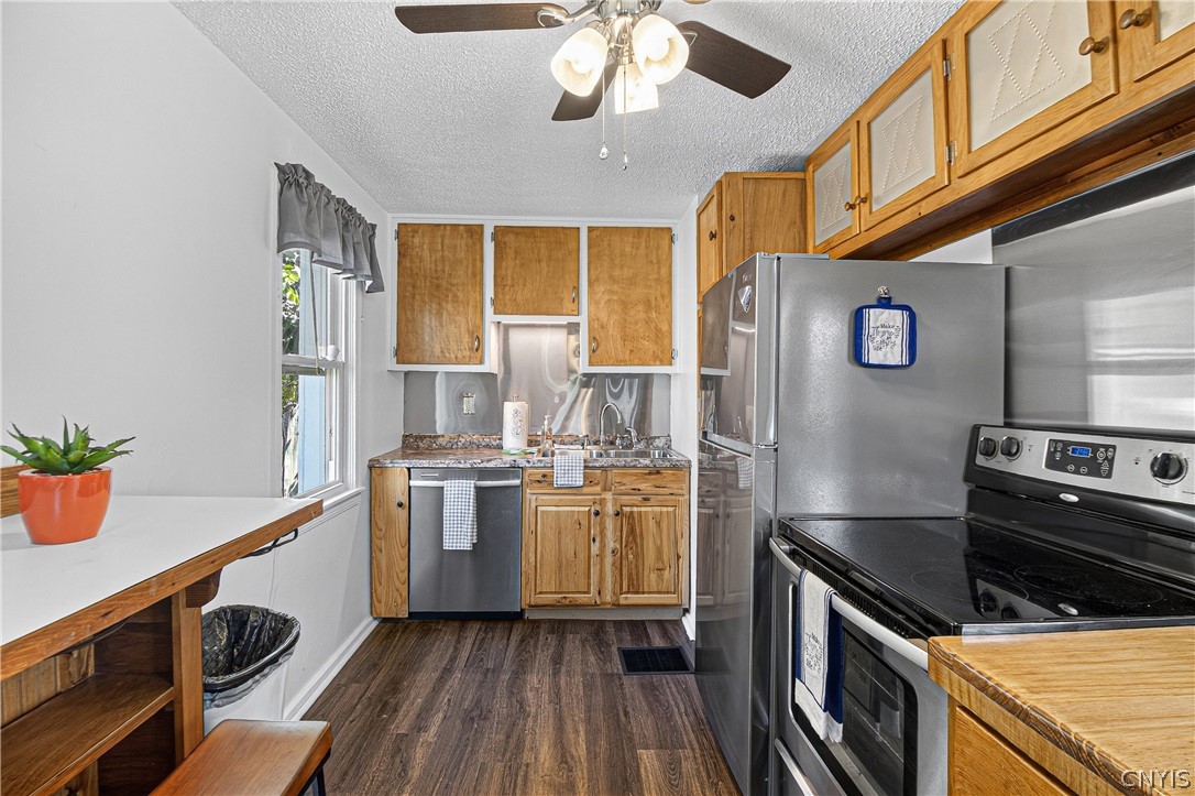 903 Cayuga Street Rome, NY 13440 - Photo 12 of 33