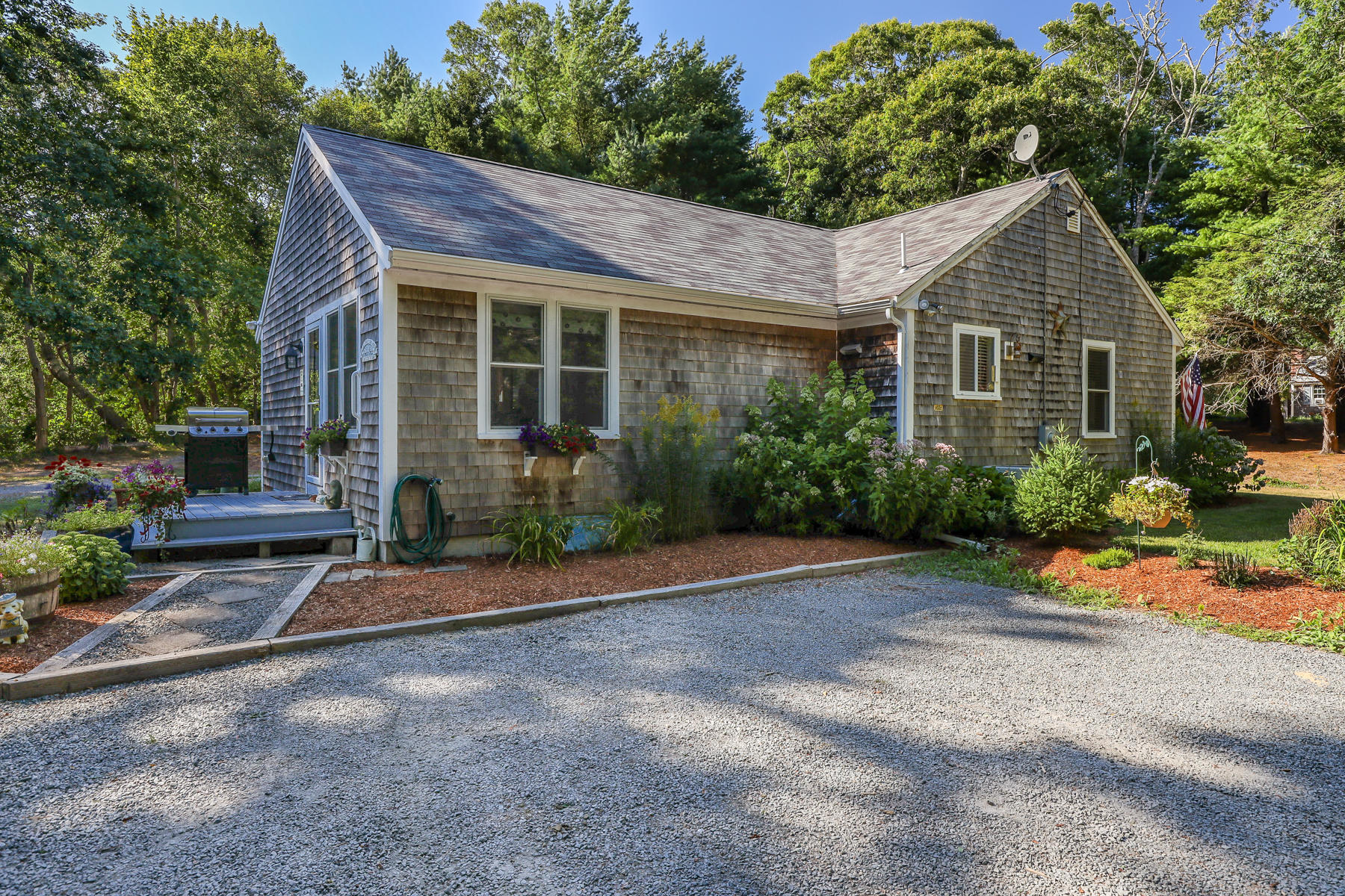 298 Tubman Road Brewster, MA 02631 - Photo 4 of 38 3P2A5701