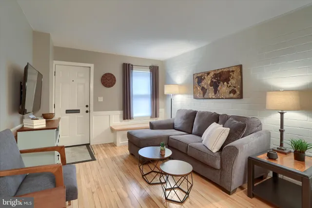 $165,000 | 924 Grand Street, Harrisburg, PA 17102