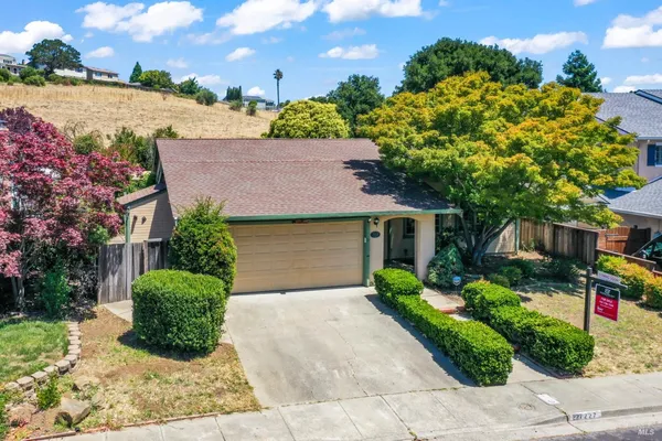 $695,000 | 227 Baker Street, Benicia, CA 94510