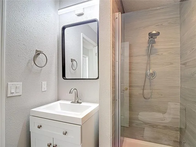 $634,900 | 4219 Harbor Lake Drive, Lutz, FL 33558