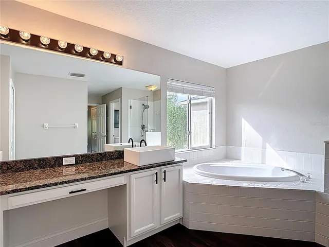 $634,900 | 4219 Harbor Lake Drive, Lutz, FL 33558