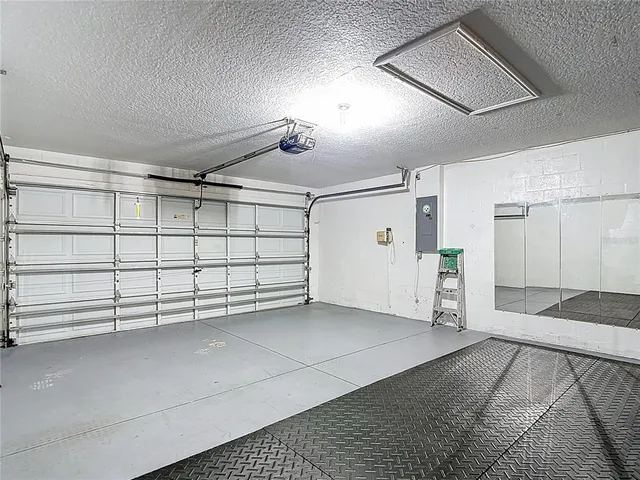 $634,900 | 4219 Harbor Lake Drive, Lutz, FL 33558