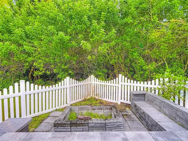 $634,900 | 4219 Harbor Lake Drive, Lutz, FL 33558