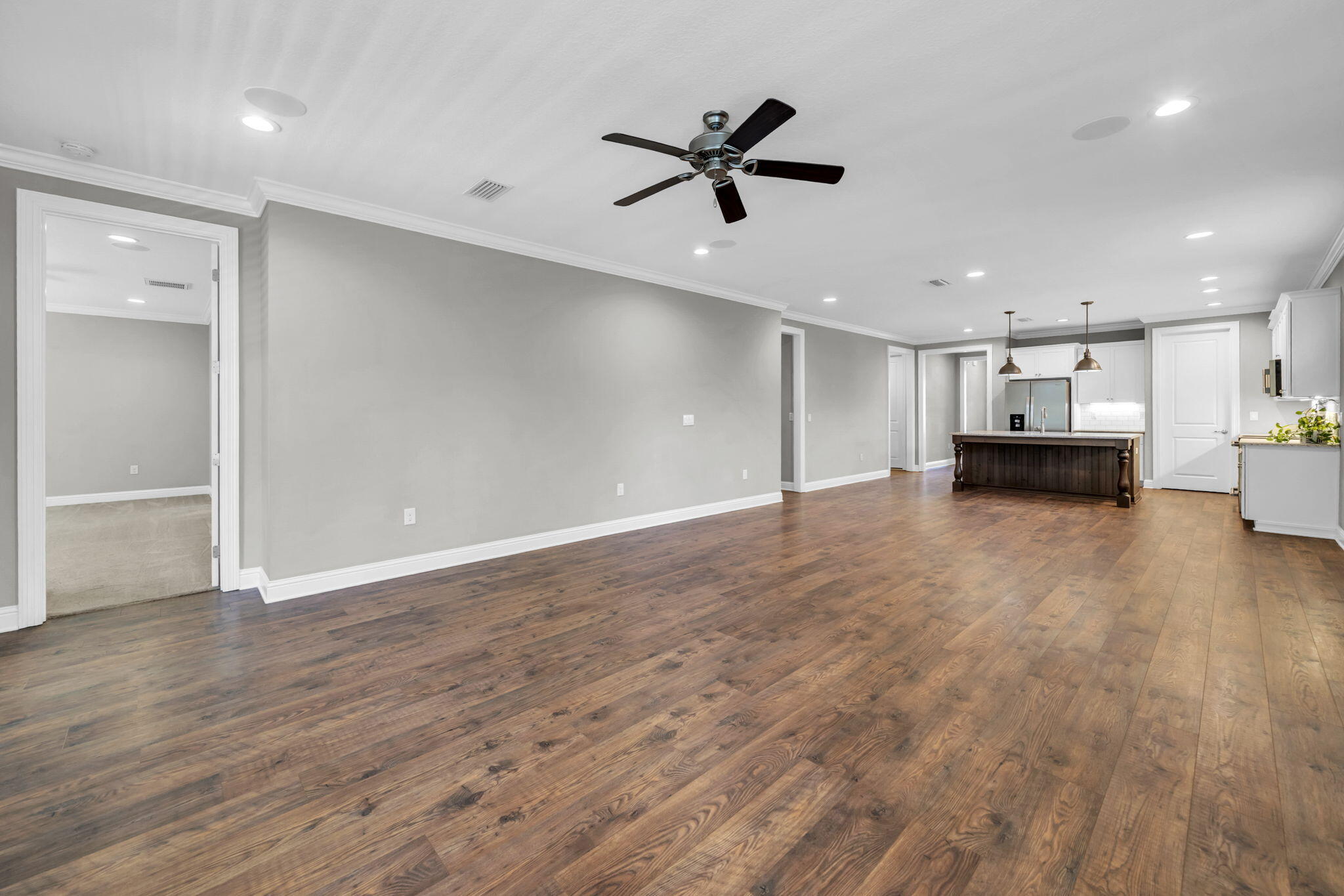 48 Oaktree Boulevard Freeport, FL 32439 - Photo 13 of 45 22-web-or-mls-DSC03639
