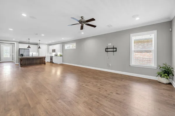 $499,900 | 48 Oaktree Boulevard, Freeport, FL 32439
