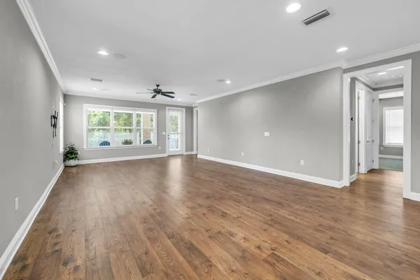 $499,900 | 48 Oaktree Boulevard, Freeport, FL 32439