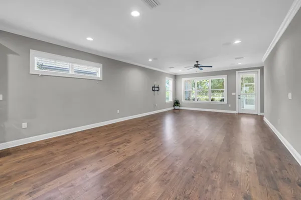 $499,900 | 48 Oaktree Boulevard, Freeport, FL 32439