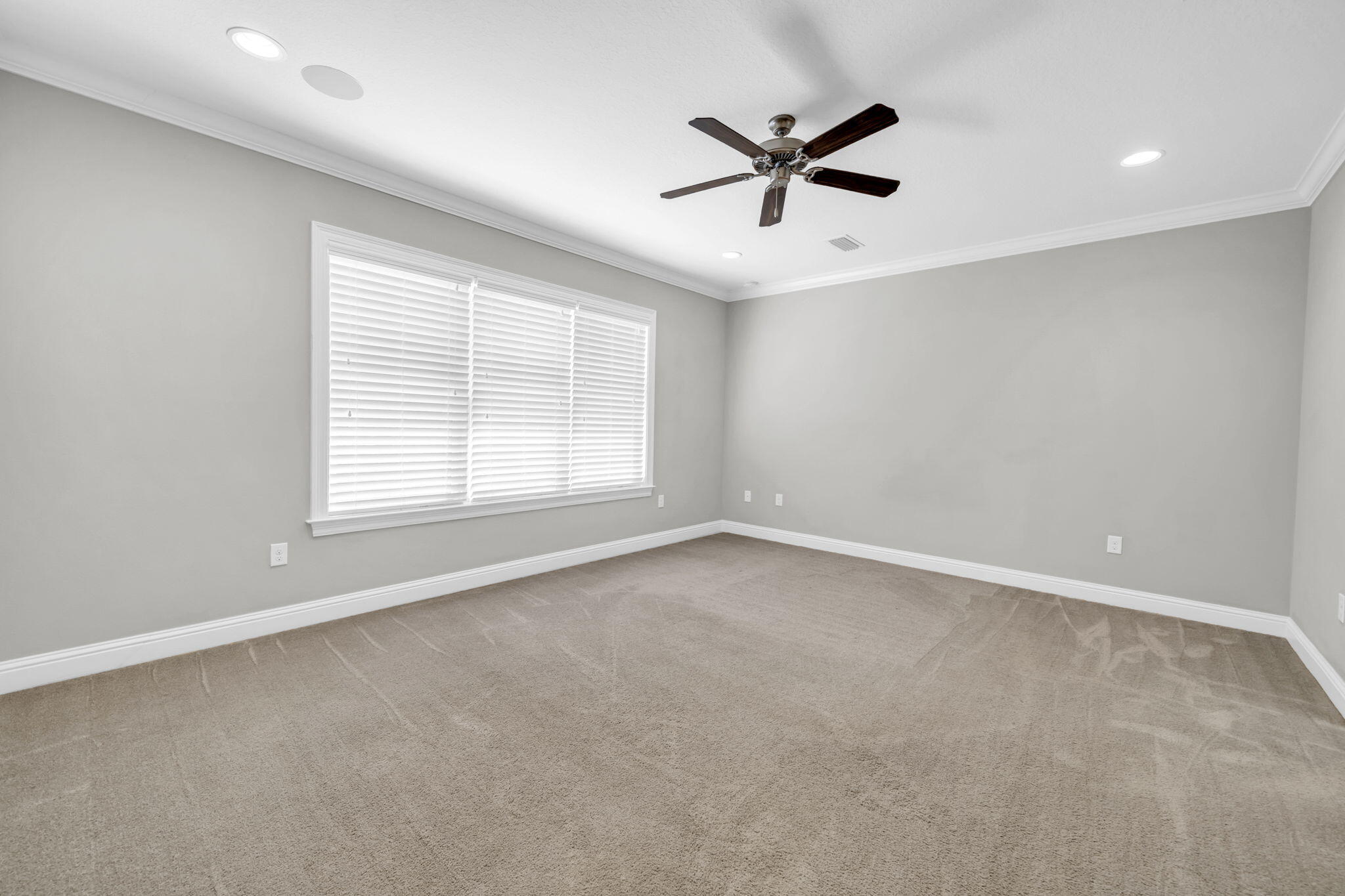 48 Oaktree Boulevard Freeport, FL 32439 - Photo 19 of 45 10-web-or-mls-DSC03709