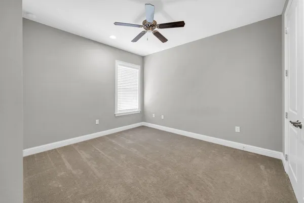 $499,900 | 48 Oaktree Boulevard, Freeport, FL 32439