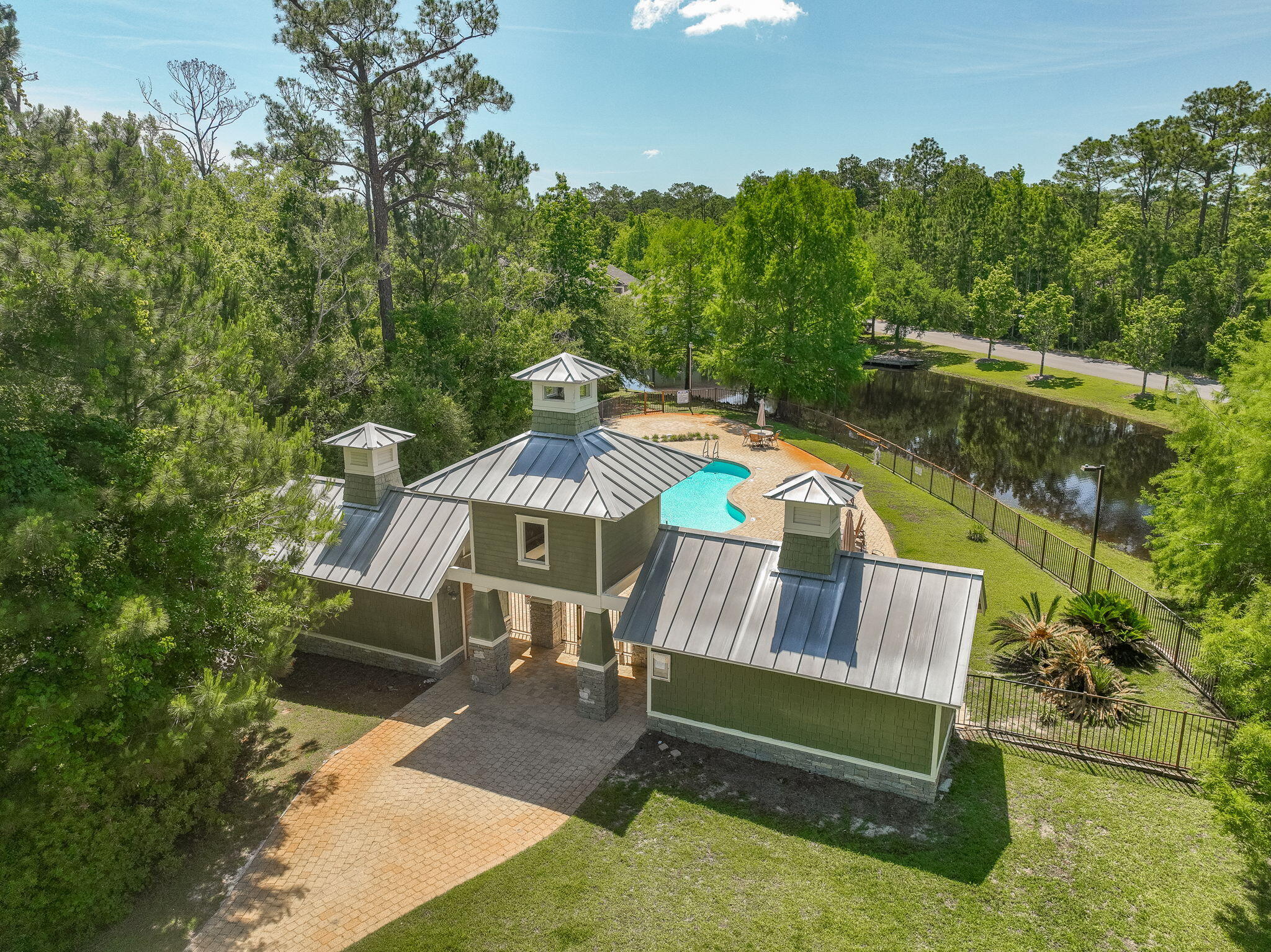 48 Oaktree Boulevard Freeport, FL 32439 - Photo 41 of 45 48-web-or-mls-54-print-DJI_0989