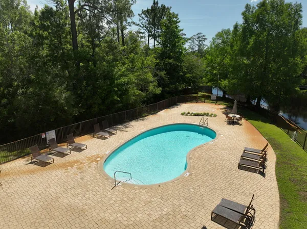 $499,900 | 48 Oaktree Boulevard, Freeport, FL 32439