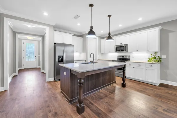 $499,900 | 48 Oaktree Boulevard, Freeport, FL 32439