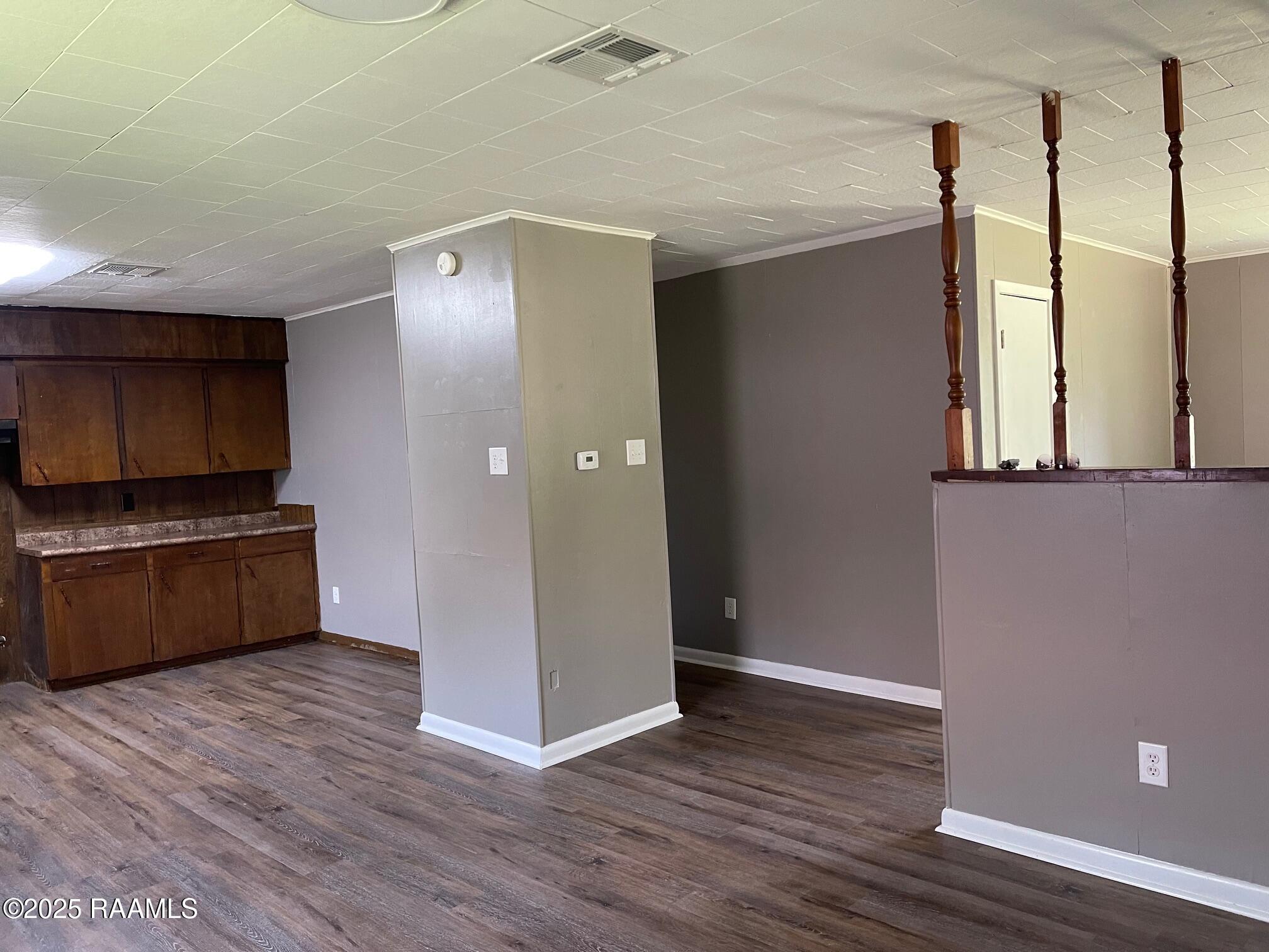 1114 West 7th Street Crowley, LA 70526 - Photo 3 of 13 IMG_0057