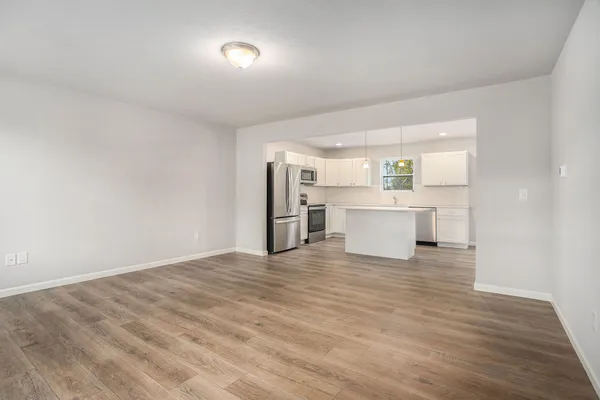 $289,900 | 606 Arizona Boulevard, Three Rivers, MI 49093