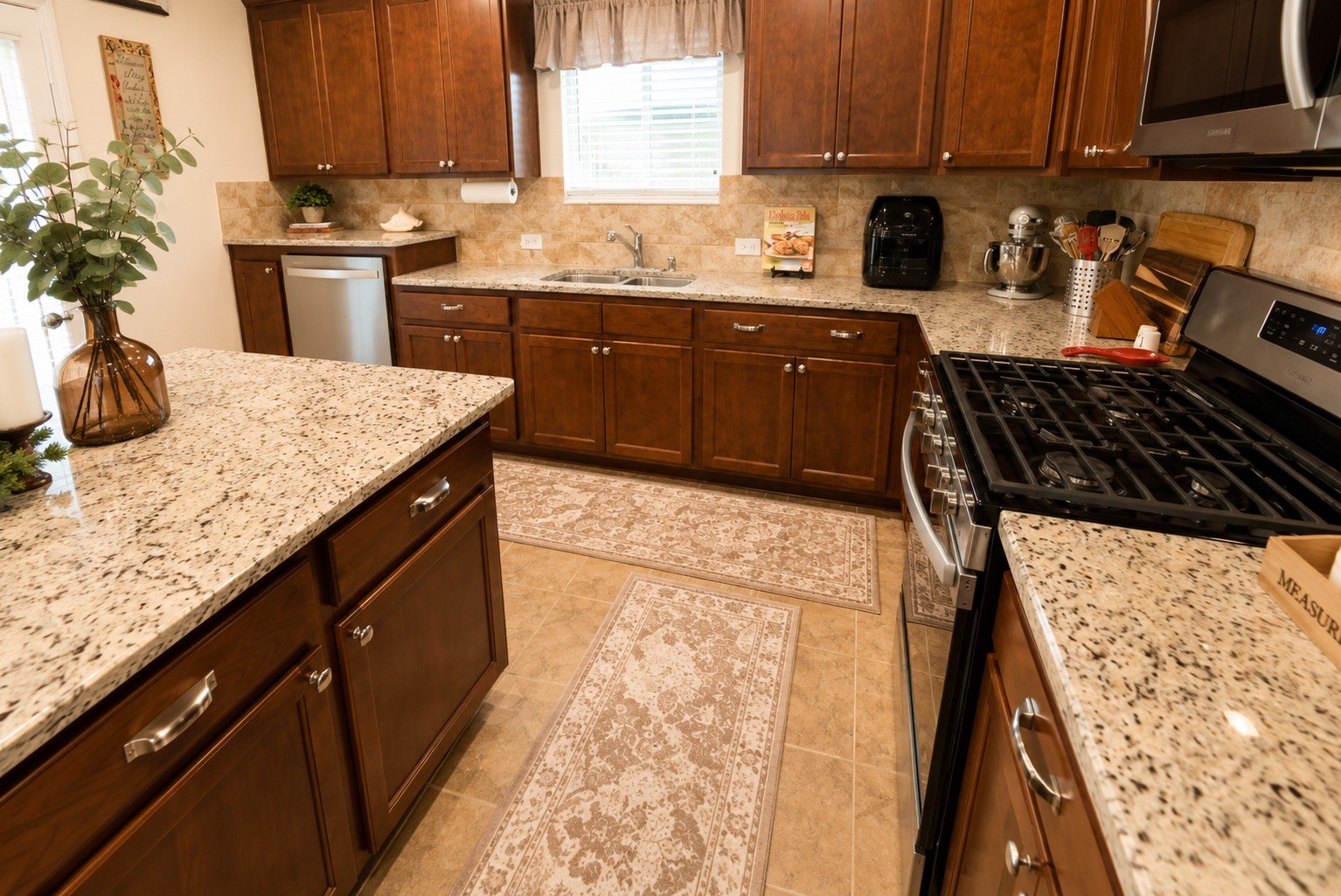 226 Flaxen Chestnut Spring Spring, TX 77382 - Photo 13 of 38 Kitchen