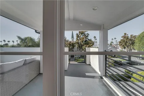 $16,900 | 608 Heliotrope Avenue, Corona del Mar, CA 92625