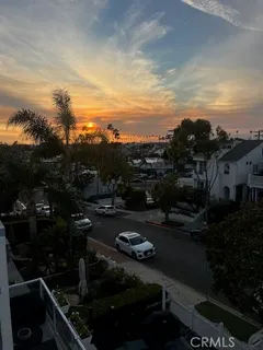 $16,900 | 608 Heliotrope Avenue, Corona del Mar, CA 92625