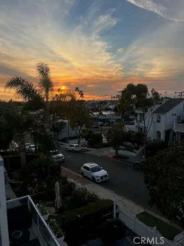 $16,900 | 608 Heliotrope Avenue, Corona del Mar, CA 92625