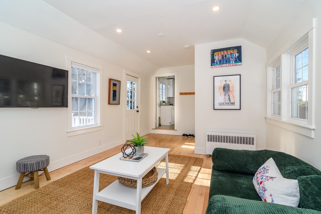 17 Florence Street Natick, MA 01760 - Photo 13 of 32