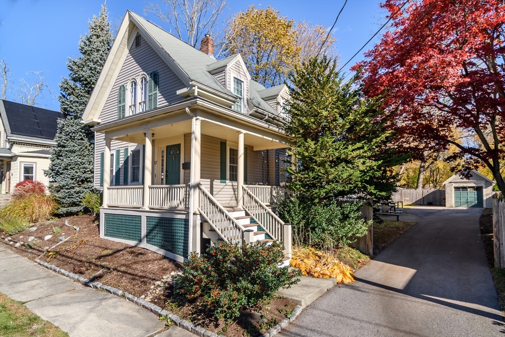 17 Florence Street Natick, MA 01760 - Photo 2 of 32