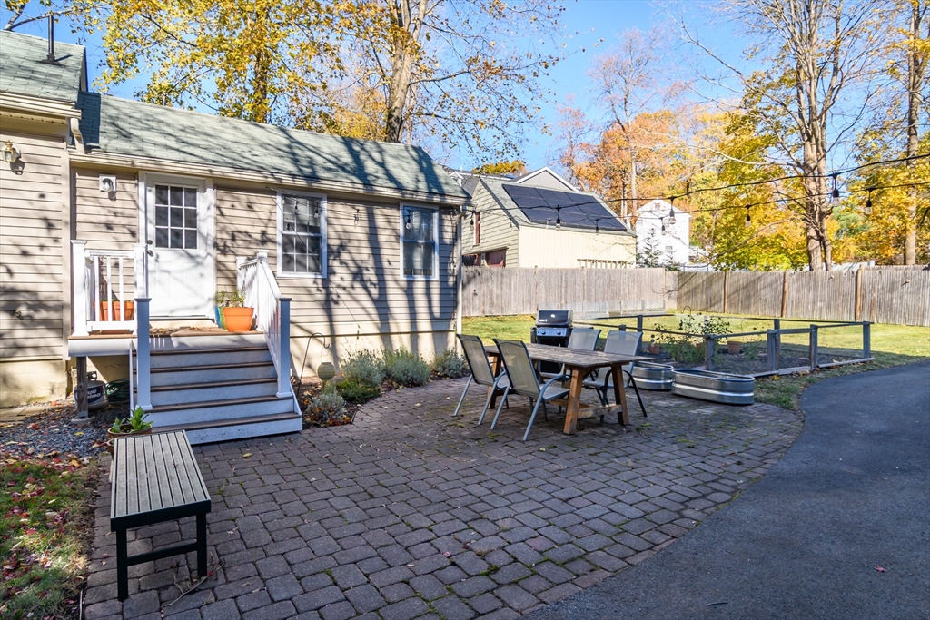 17 Florence Street Natick, MA 01760 - Photo 28 of 32