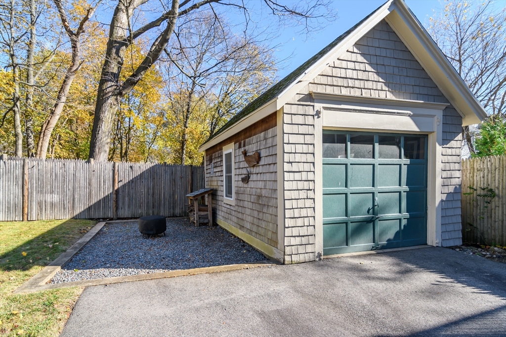 17 Florence Street Natick, MA 01760 - Photo 30 of 32