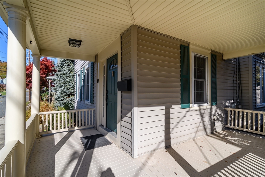 17 Florence Street Natick, MA 01760 - Photo 3 of 32