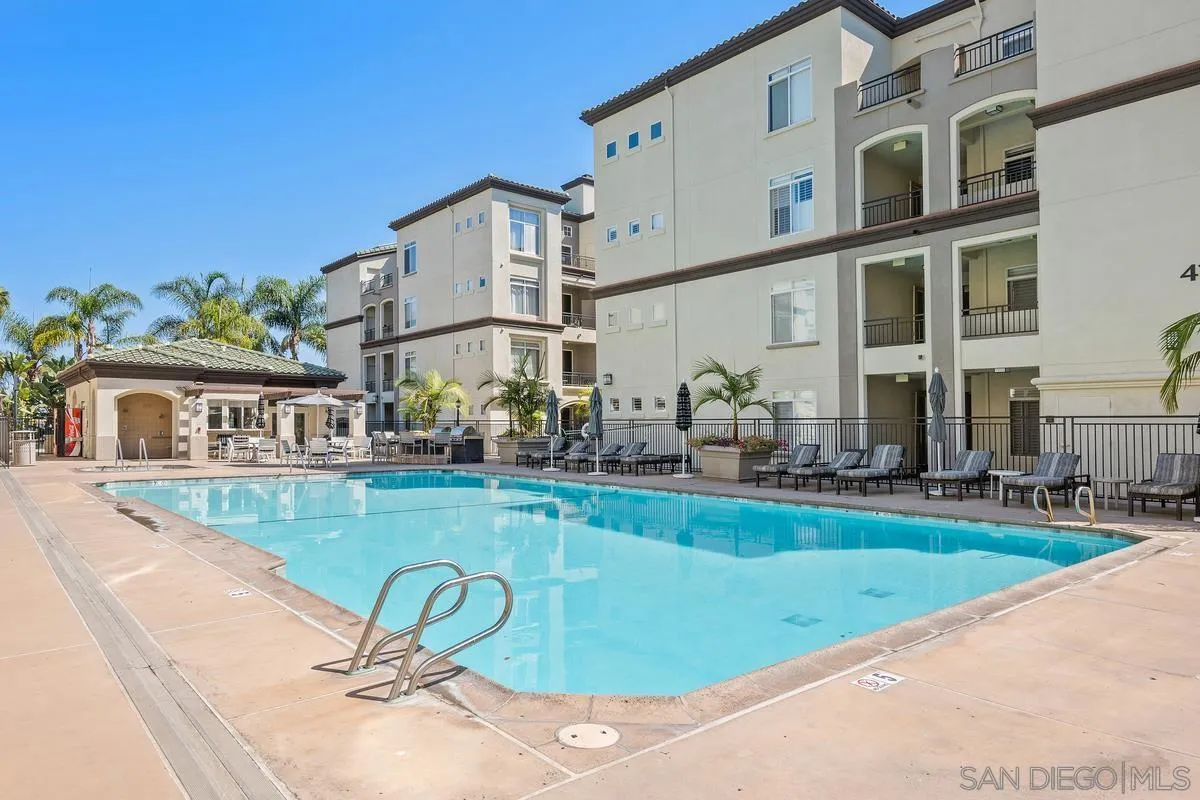 9263 Regents Road, Unit B108 La Jolla, CA 92037 - Photo 40 of 48