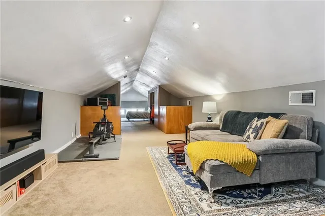 $285,000 | 2012 Camp Street, Unit 2012, New Orleans, LA 70130