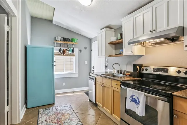 $285,000 | 2012 Camp Street, Unit 2012, New Orleans, LA 70130