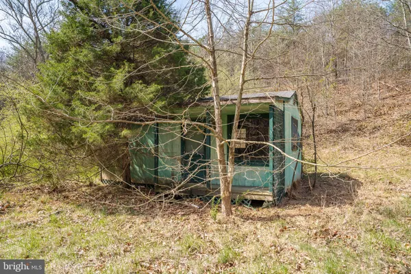 $450,000 | 980 Adams Road, Winchester, VA 22603