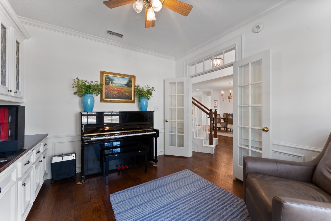 5503 Winding Ridge Drive Spring, TX 77379 - Photo 7 of 50 Don't miss the transom window adding a custom touch to this space.