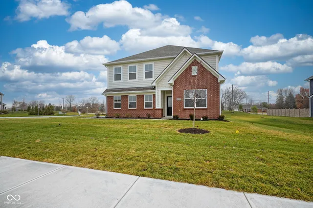 $425,000 | 7454 Allesley Drive, Avon, IN 46123