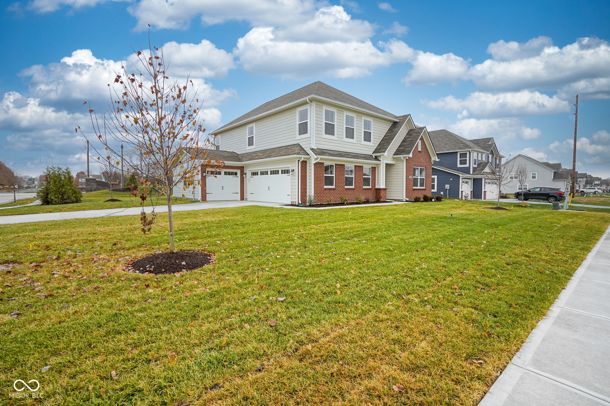 7454 Allesley Drive Avon, IN 46123 - Photo 3 of 55