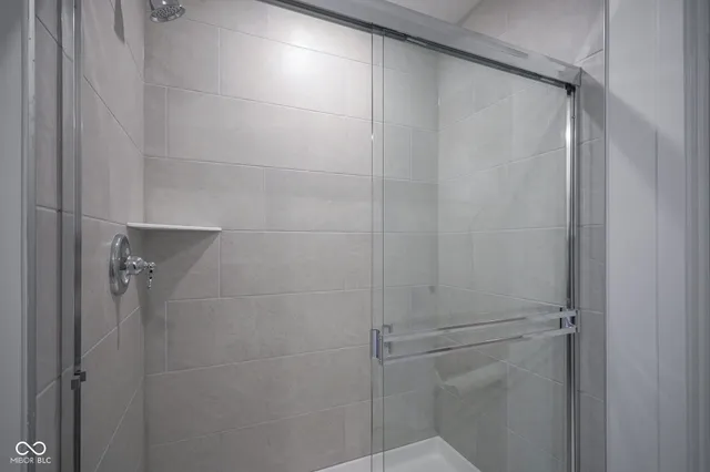 $425,000 | 7454 Allesley Drive, Avon, IN 46123