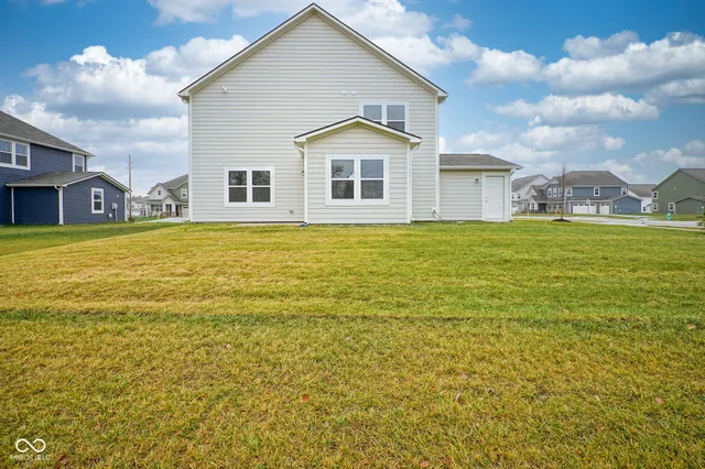 $425,000 | 7454 Allesley Drive, Avon, IN 46123