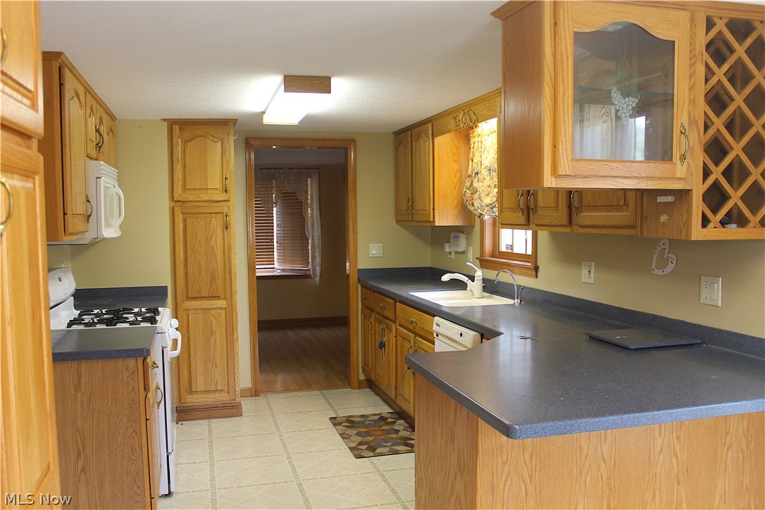 32080 Cook Road North Ridgeville, OH 44039 - Photo 4 of 15