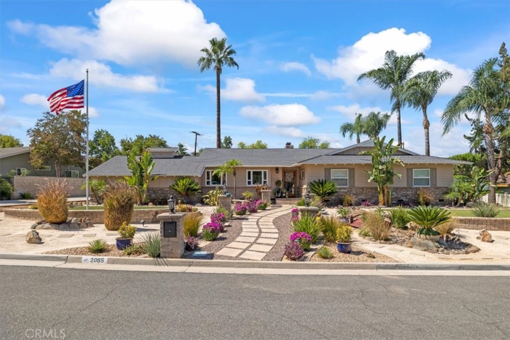 2065 Bronson Way Riverside, CA 92506 - Photo 3 of 75