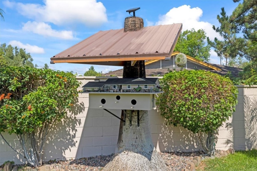 2065 Bronson Way Riverside, CA 92506 - Photo 54 of 75 front view of a house with a garden