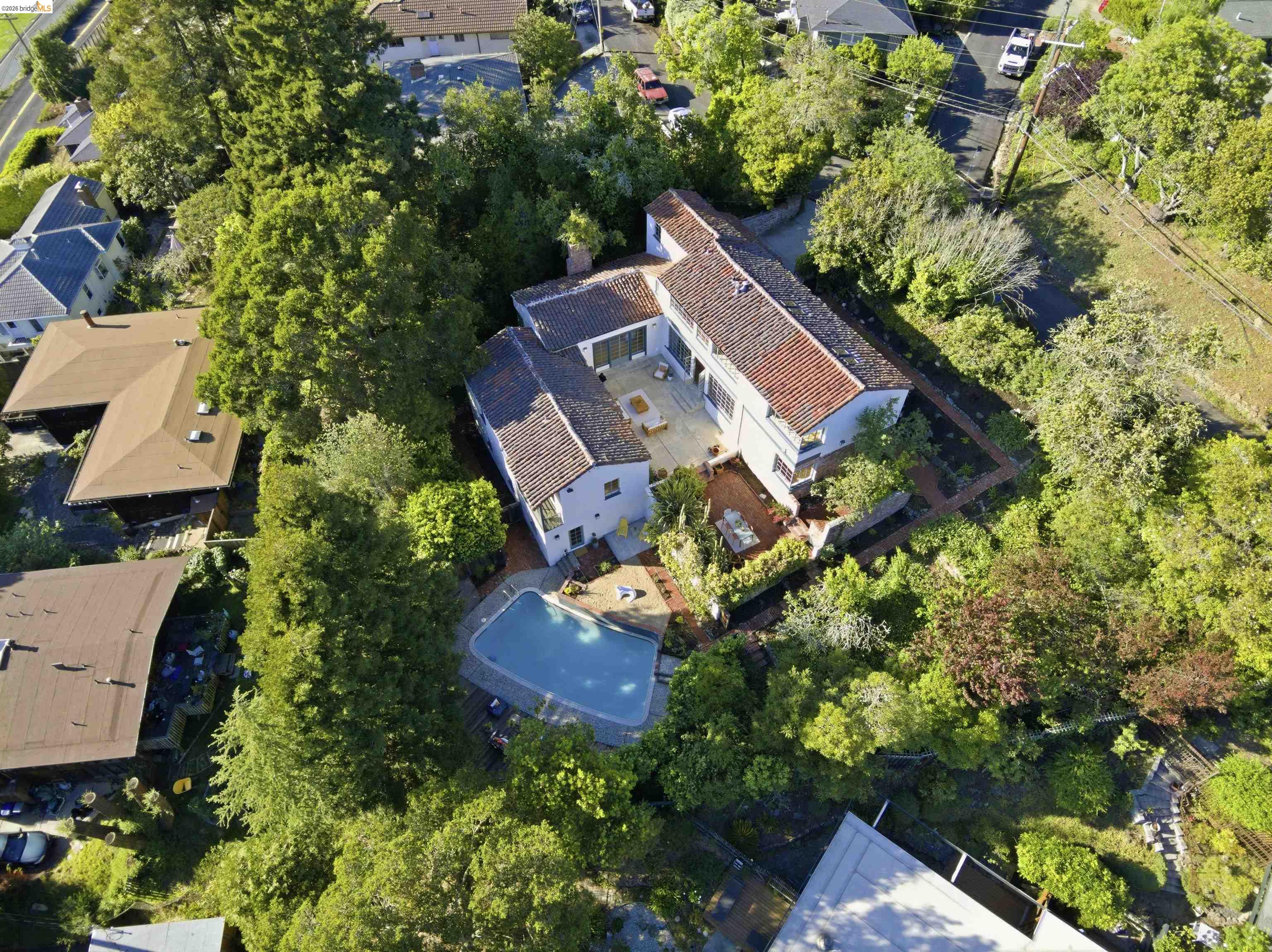 44 Highgate Road Kensington, CA 94707 - Photo 2 of 93