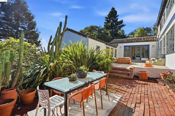 $2,900,000 | 44 Highgate Road, Kensington, CA 94707