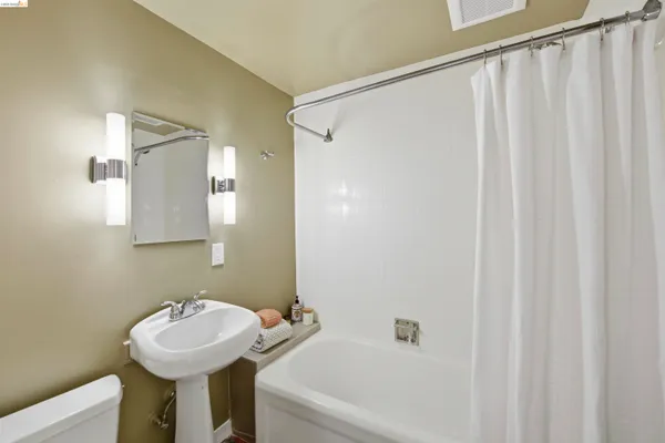 $2,900,000 | 44 Highgate Road, Kensington, CA 94707