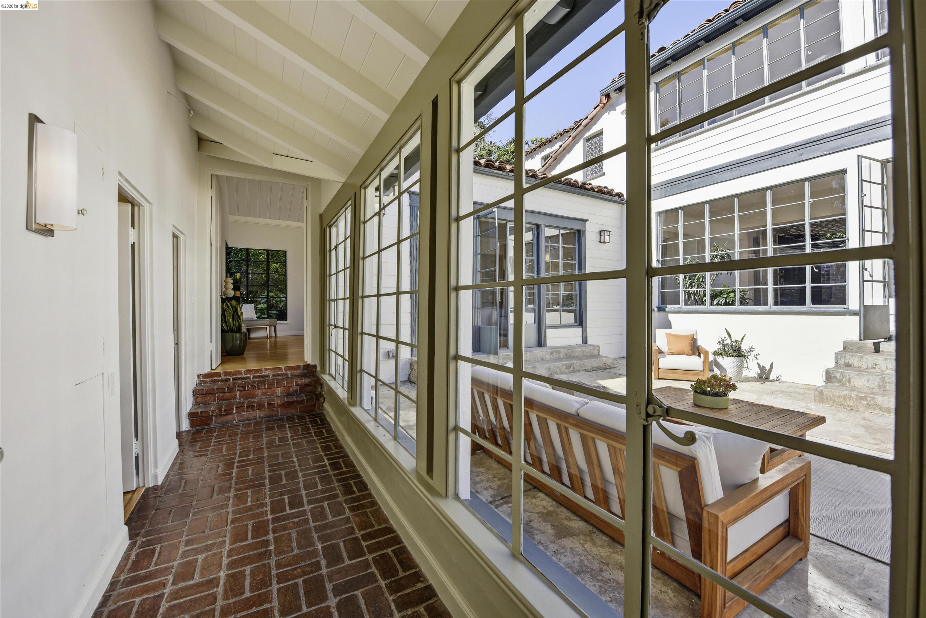 44 Highgate Road Kensington, CA 94707 - Photo 7 of 93