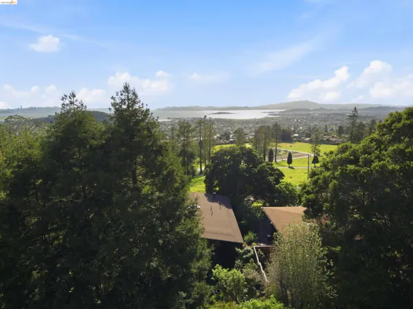 $2,900,000 | 44 Highgate Road, Kensington, CA 94707