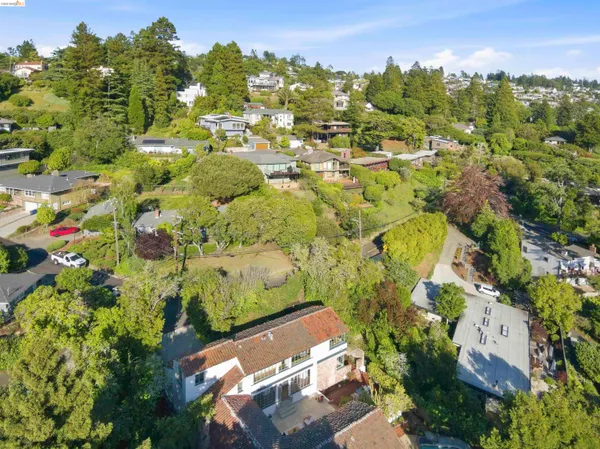 $2,900,000 | 44 Highgate Road, Kensington, CA 94707