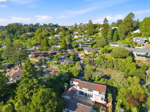 $2,900,000 | 44 Highgate Road, Kensington, CA 94707