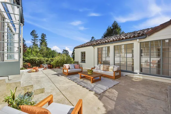 $2,900,000 | 44 Highgate Road, Kensington, CA 94707