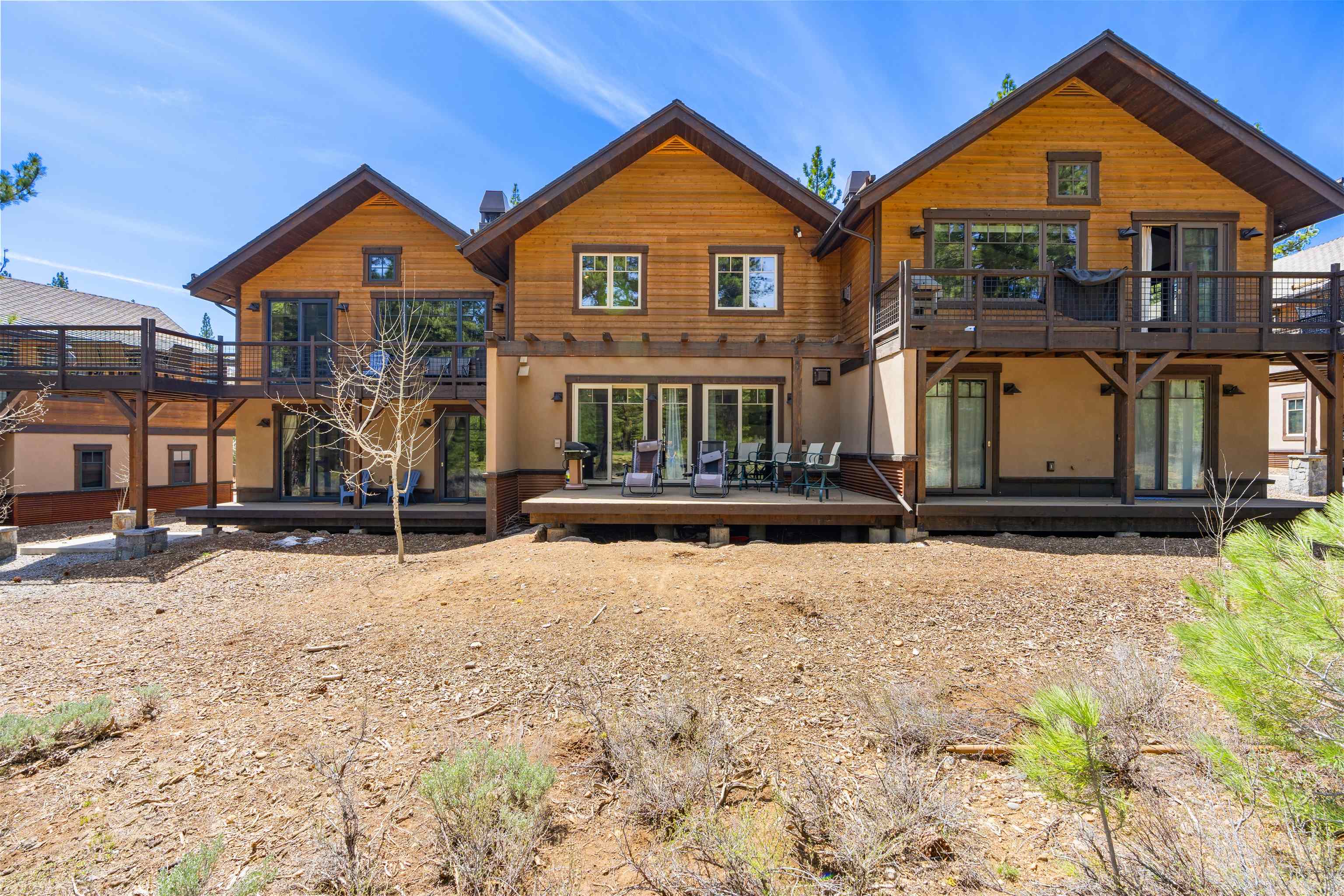 10237 Annies Loop, Unit A5 Truckee, CA 96161 - Photo 7 of 11 front view of a house with a yard